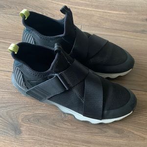 Sorel Womens Kinetic Sneakers, Size 10